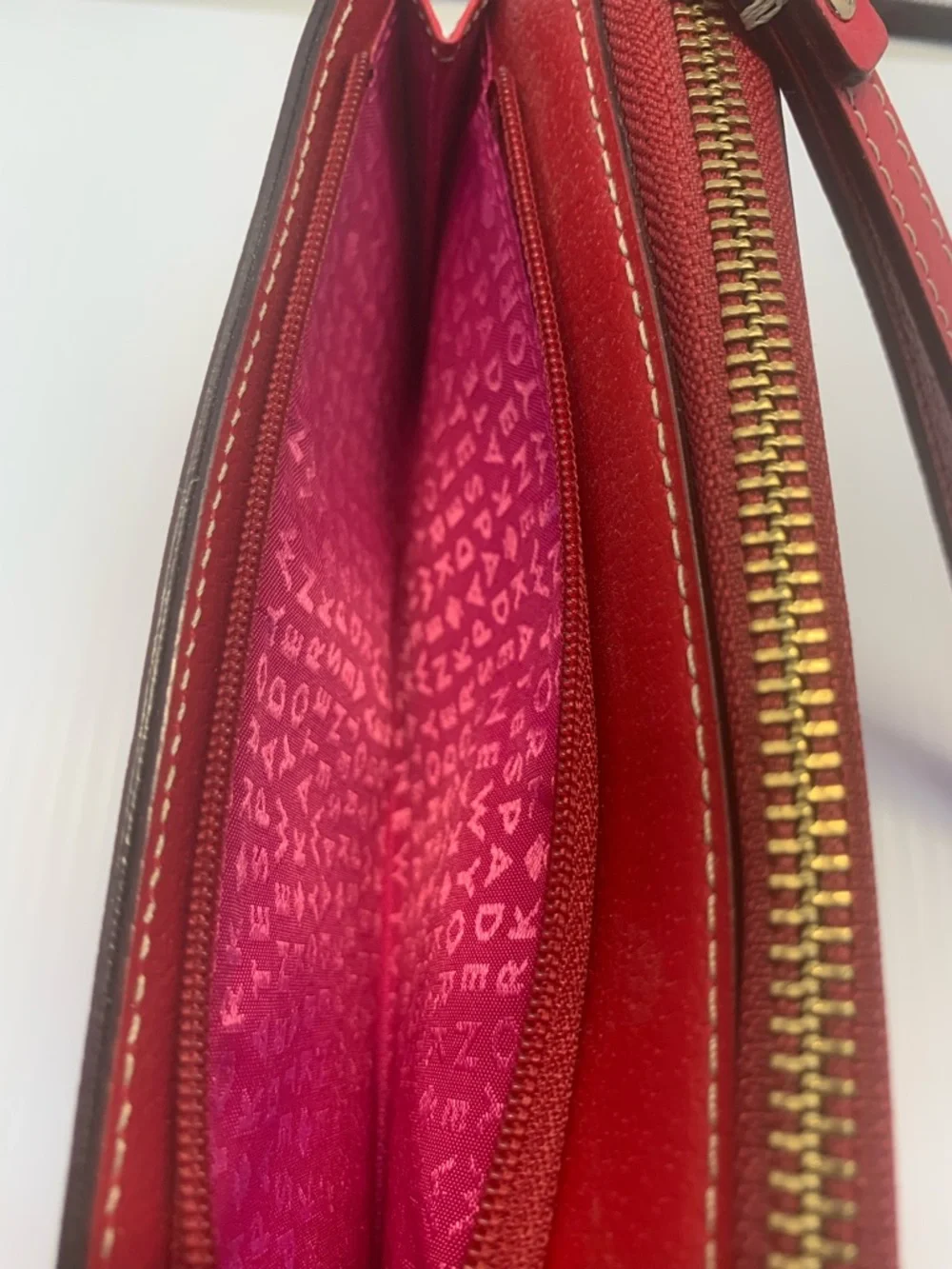Kate Spade New York Leather Zip Around Wristlet Wallet Red Gold Tone